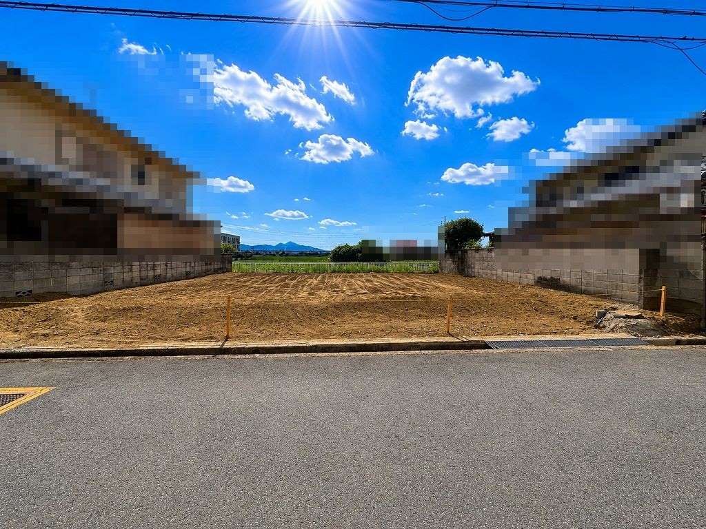 ʪ��̾��