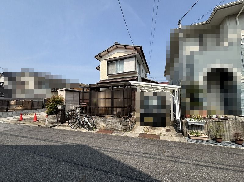 ���츩�黳�Բ�Ƿ�� 2,500����