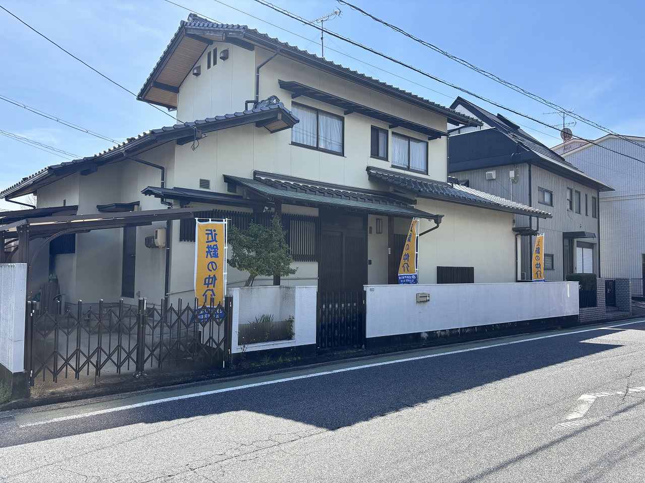 ���縩�����ԻԽ��� 3,500����