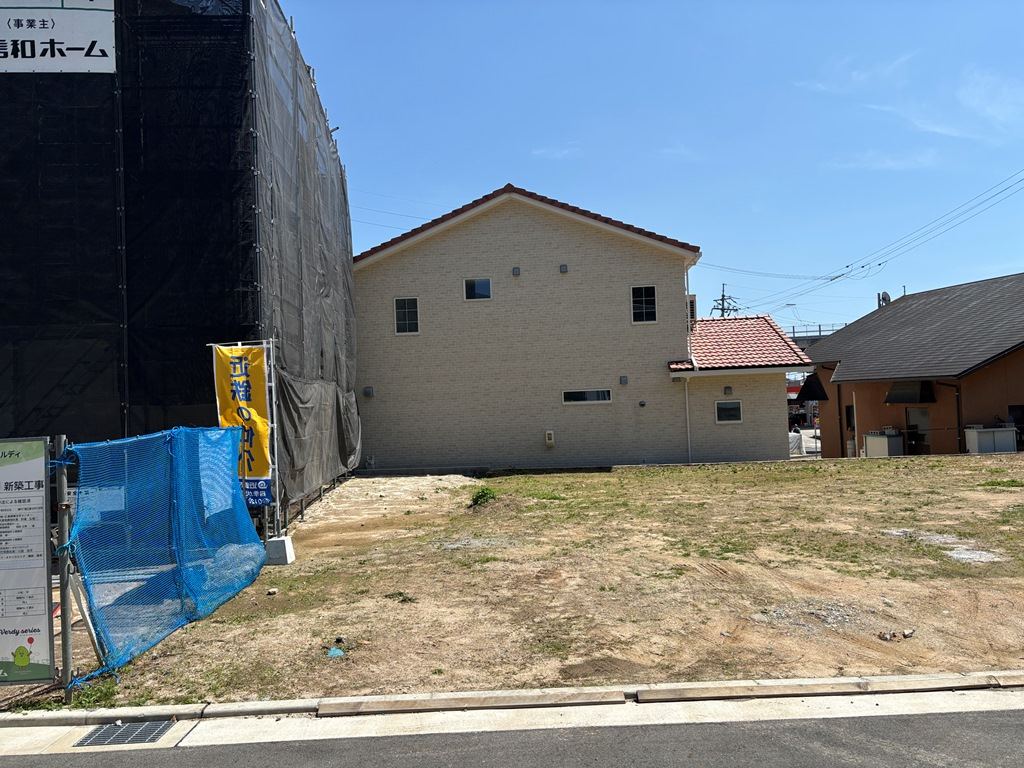 ʪ��̾��